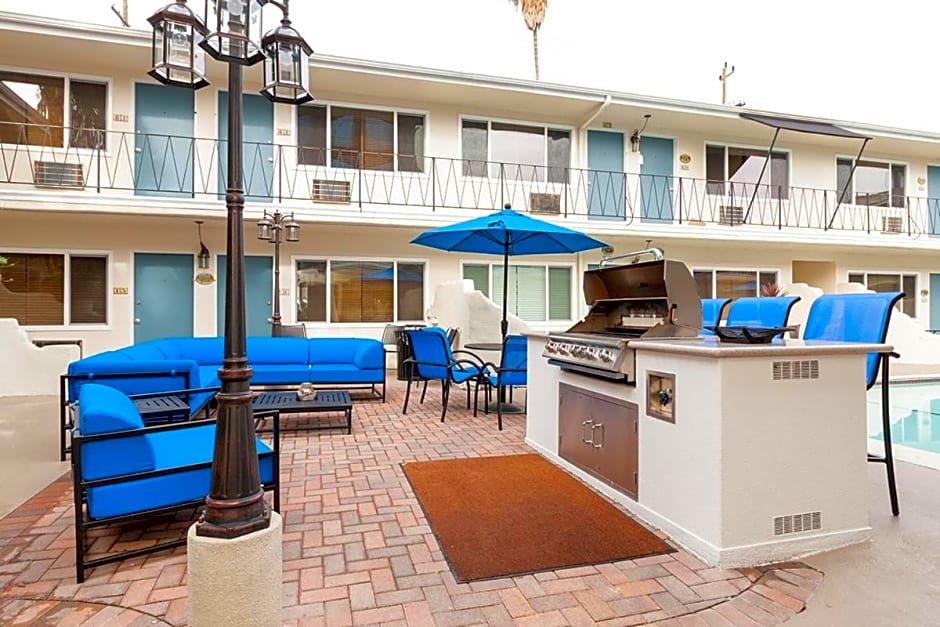 Burbank Inn - photo 12