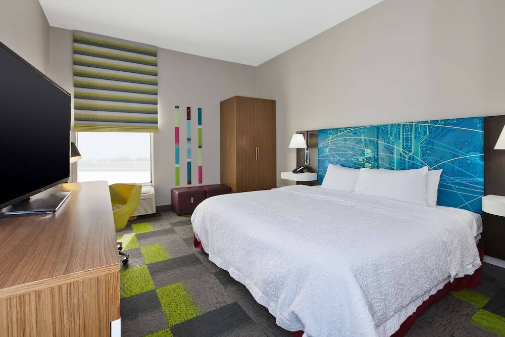 Hampton Inn Marysville - photo 10