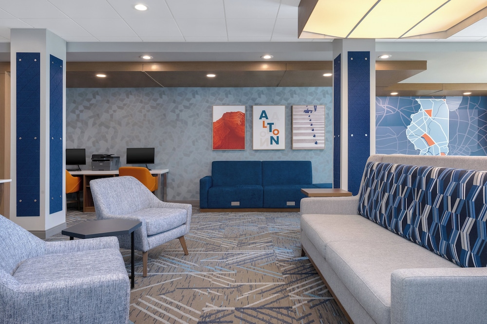 Holiday Inn Express and Suites Alton St Louis Area - photo 48