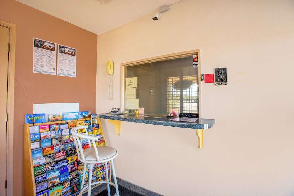 Sands Motel By OYO El Paso near Airport - photo 7