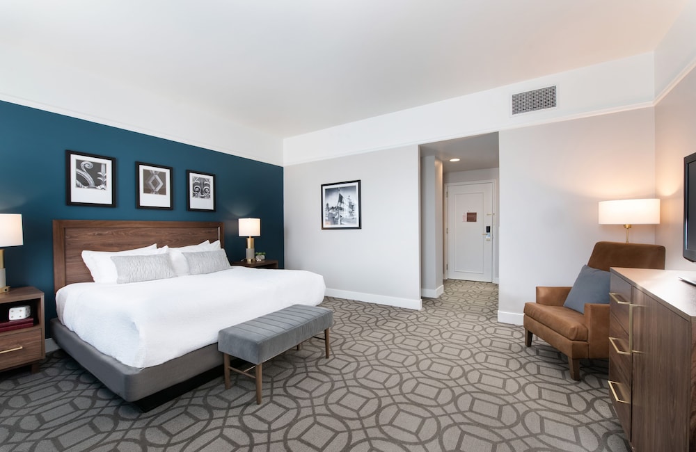 Magnolia Hotel Omaha - photo 21
