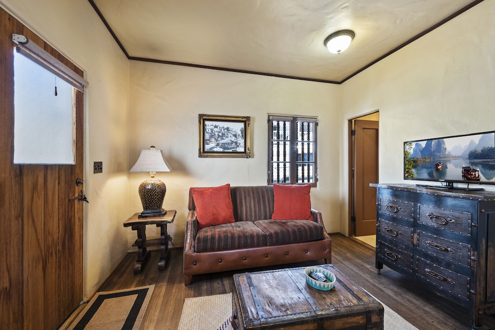 Oceanfront Hacienda — San Clemente — photo 4