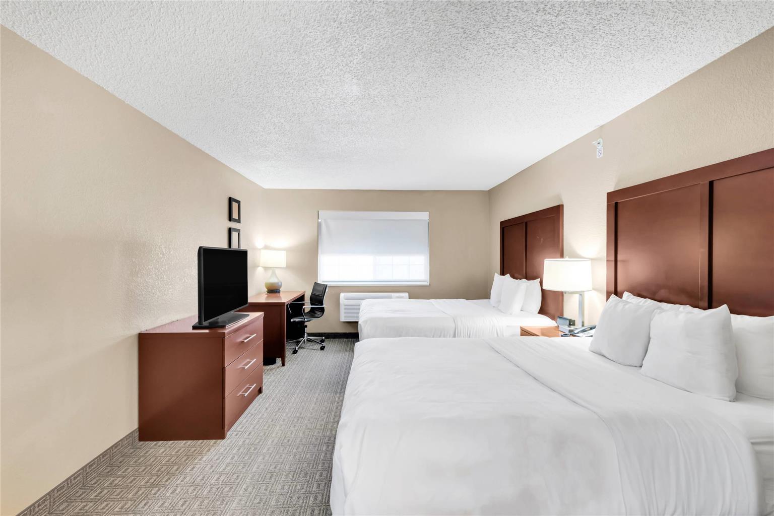 Comfort Suites Lakewood Denver - photo 51