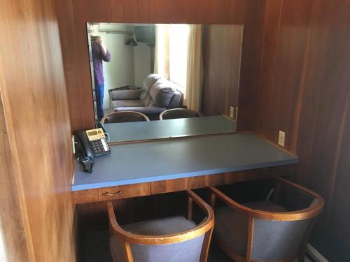 Belaire Motel - photo 31