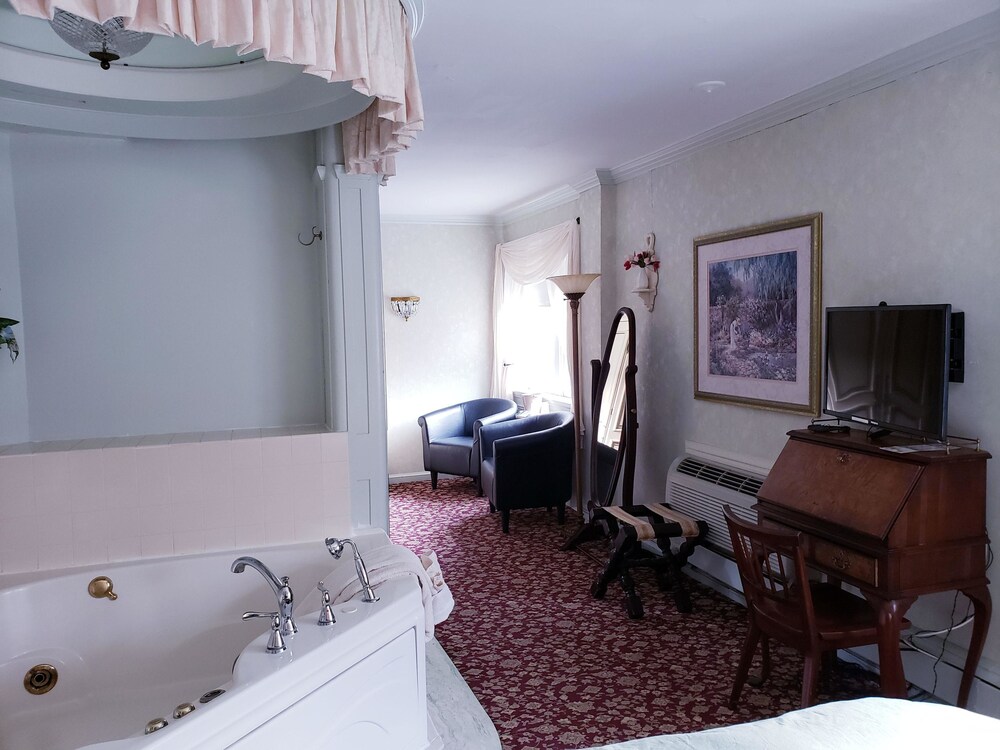 Lowell Inn - photo 127