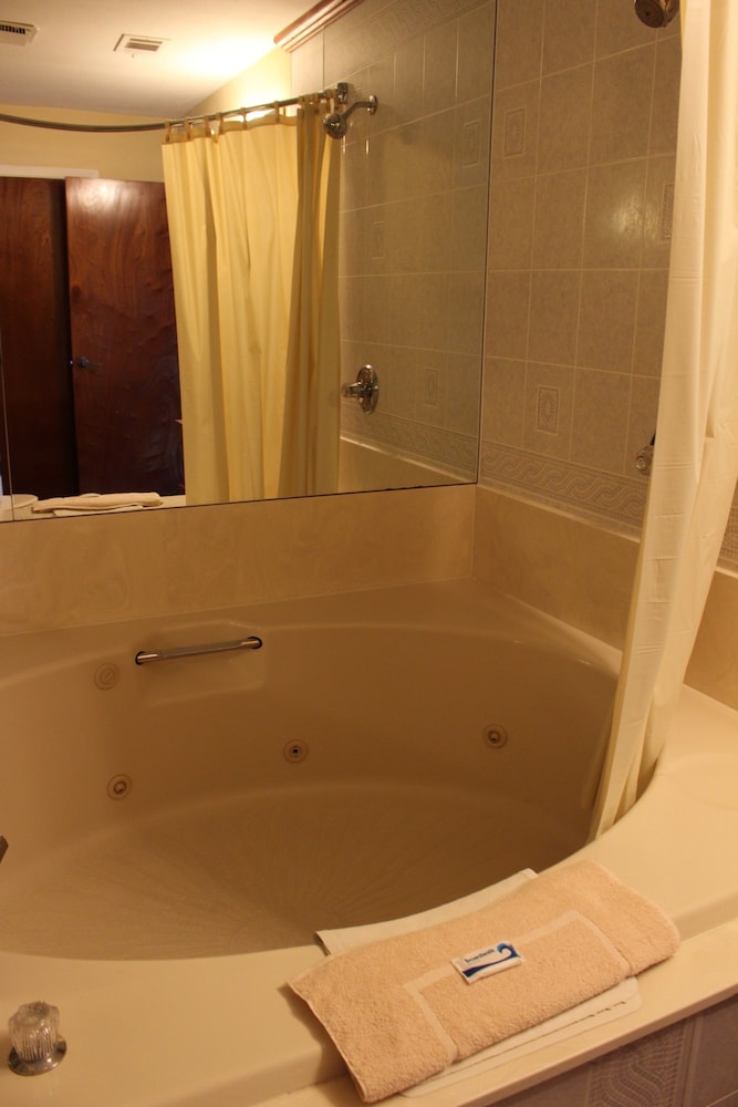 The Wharf Resort - photo 11