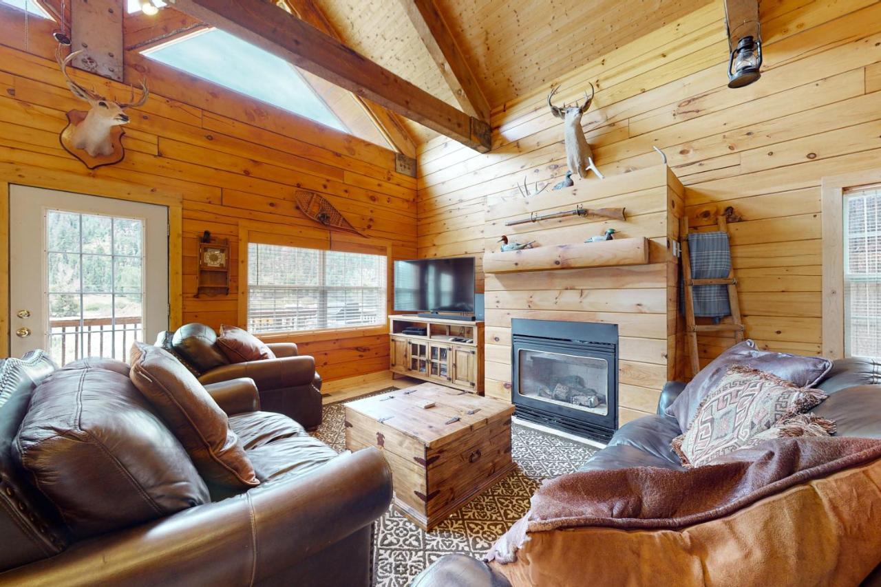 Hideaway on High in Unknown City, United States