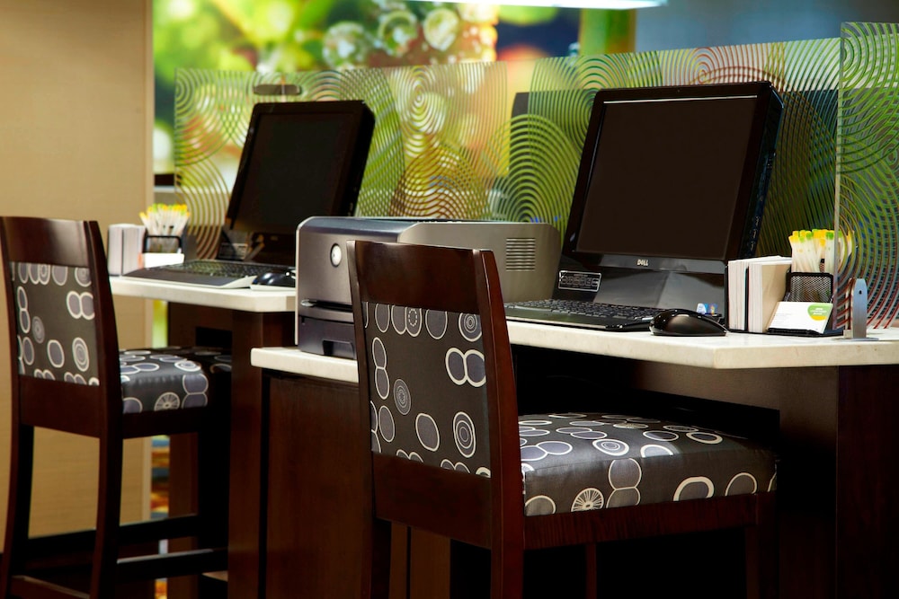 Courtyard by Marriott Ithaca Airport University - photo 15