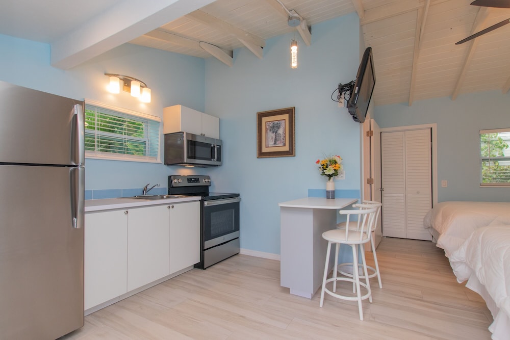 Sunset Cove Beach Resort - photo 73