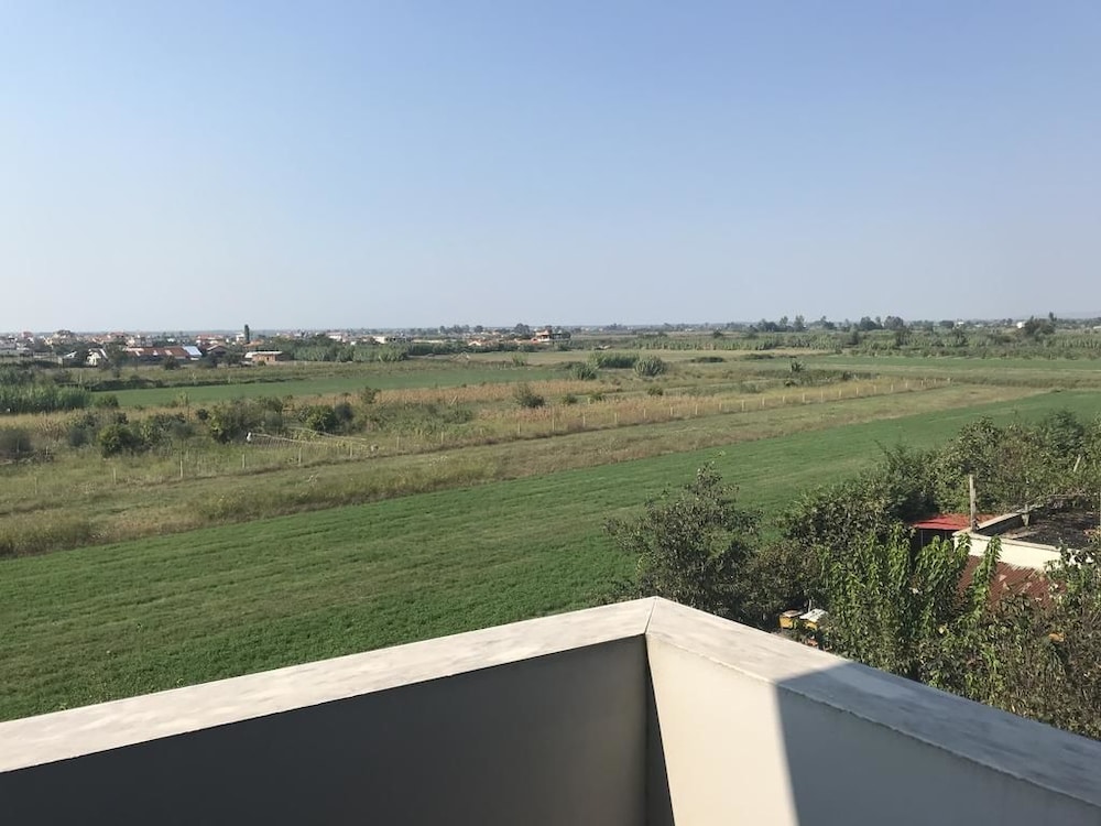 Hotel Prince - carbon neutral hotel in Fier
