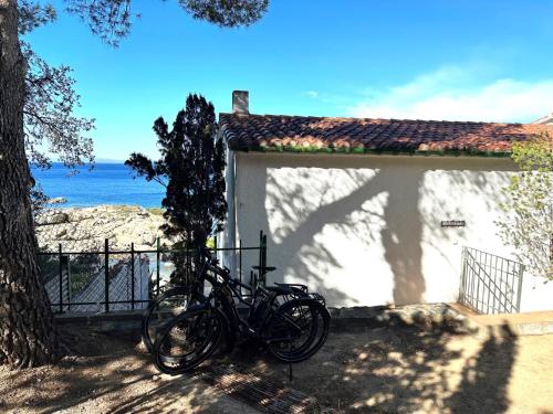 Casa Miertje — 4-Star Luxury Hotel in Roses, Spain