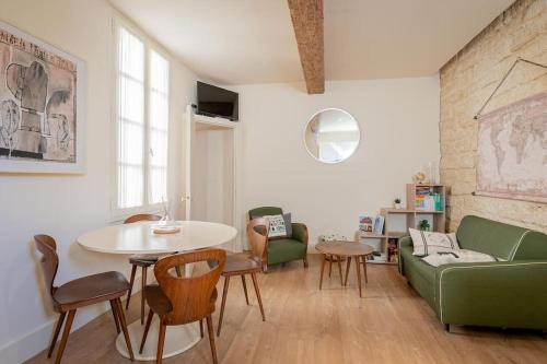 Le Petit Saint Jean T2 Clim Centre Historique - last minute hotel in Montpellier