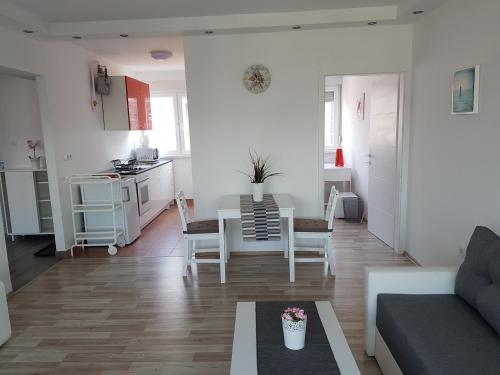 Apartment Alex Miramare — 4-Star Luxury Hotel in Zagreb, Croatia