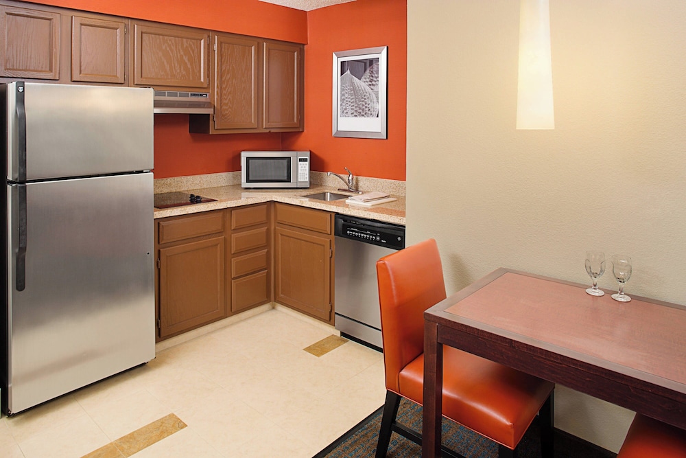 Residence Inn by Marriott Livonia - photo 6