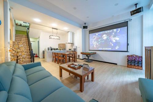 Green Inn - carbon neutral hotel in Unknown City