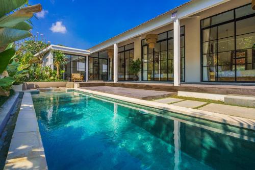 Villa Cahya 2 NEW 4bdr — 4-Star Luxury Hotel in Canggu, Indonesia