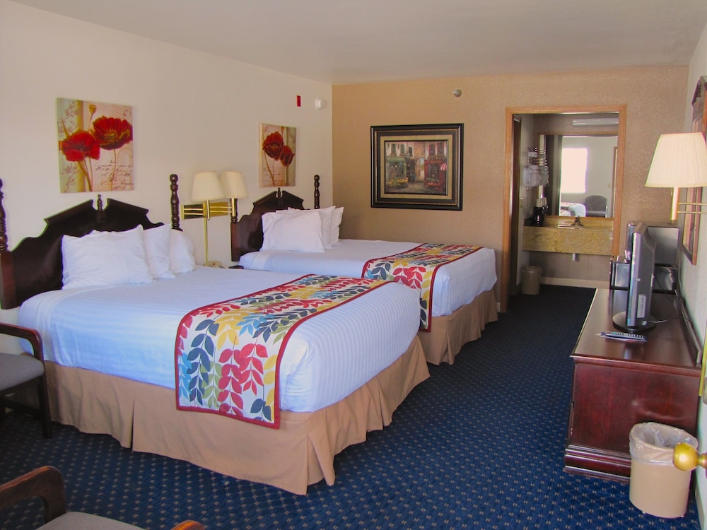 Dutton Inn - carbon neutral hotel in Branson