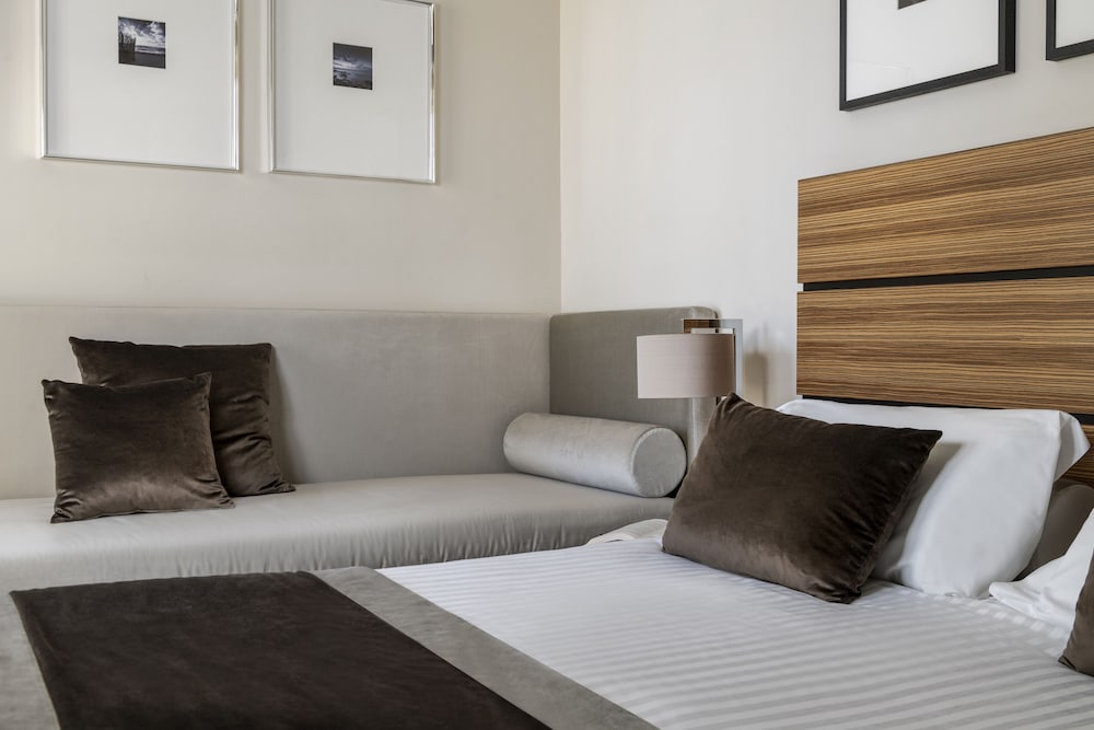 Hotel Ambasciatori — Rimini