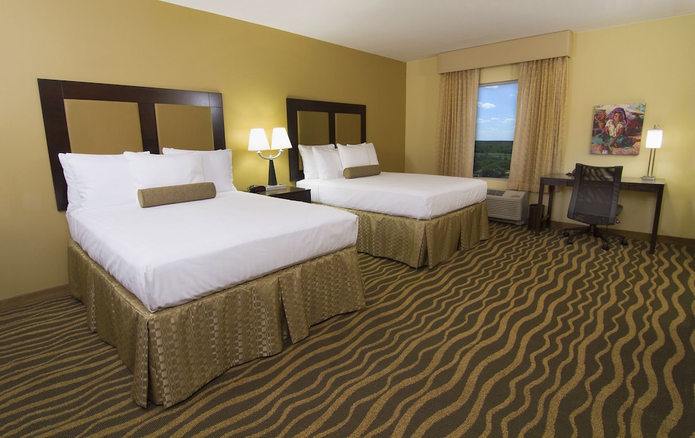 Kickapoo Lucky Eagle Casino Hotel - photo 8