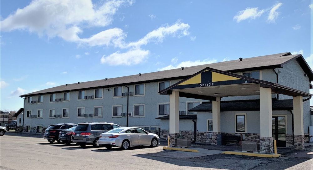 Travelodge Yankton - photo 5