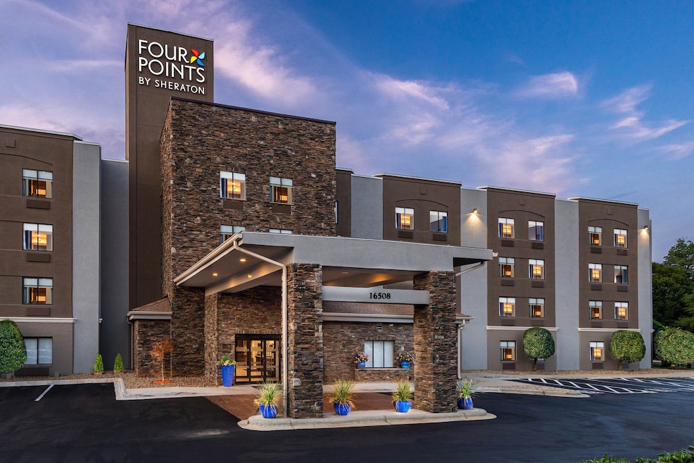 Four Points by Sheraton Charlotte Lake Norman — hotel in Huntersville