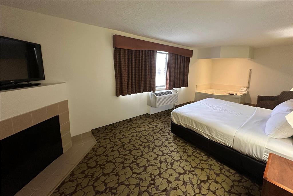 AmericInn by Wyndham Appleton North Little Chute - photo 23