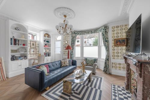 Blossom House New 3bed house in Barons Court — 4-Star Luxury Hotel in London, United Kingdom