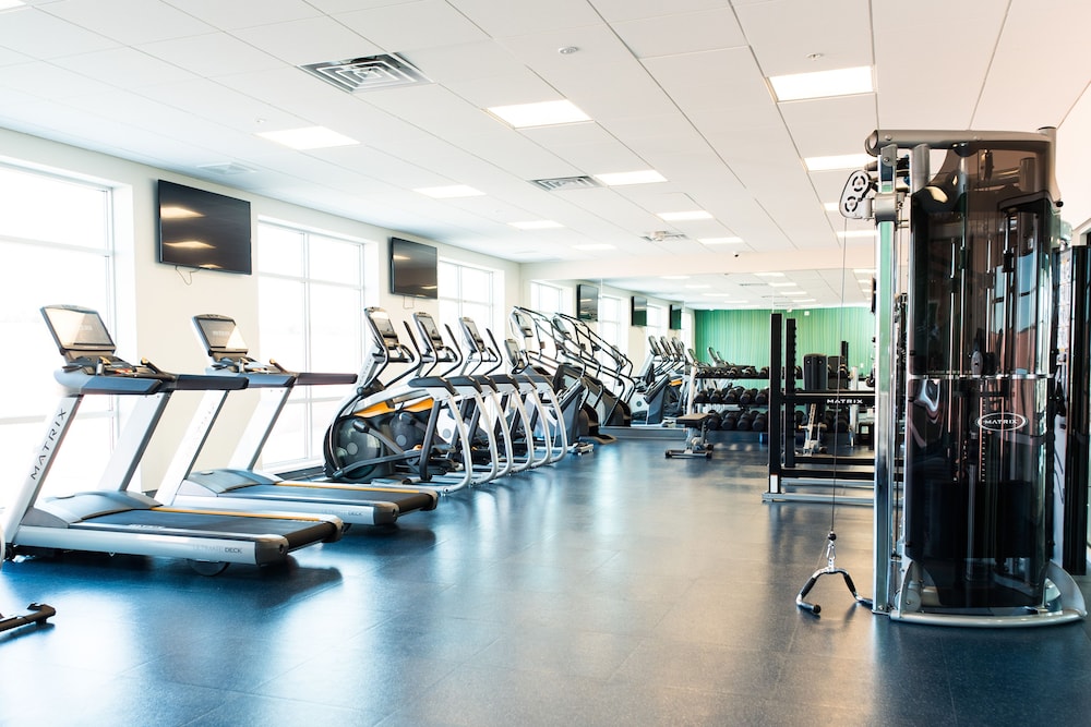 Holiday Inn Express & Suites Madison by IHG - photo 28