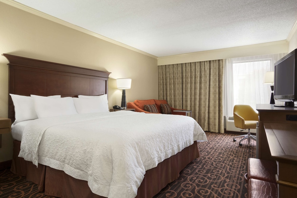 Hampton Inn Forrest City - photo 10