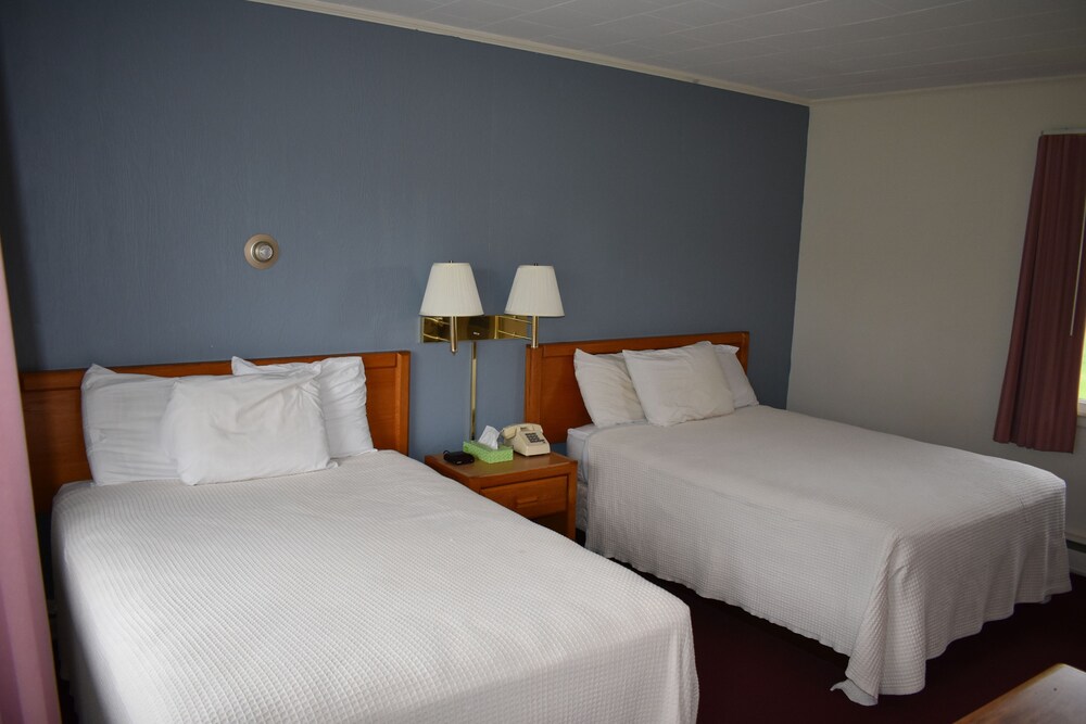 Country Club Motel - photo 9