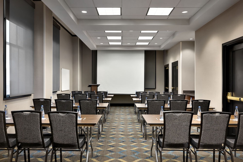 Residence Inn by Marriott Omaha Downtown Old Market Area - photo 45