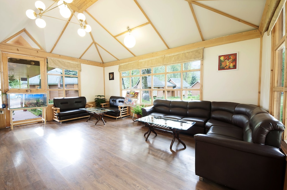 Morpheus Valley Resort in Kulu, India