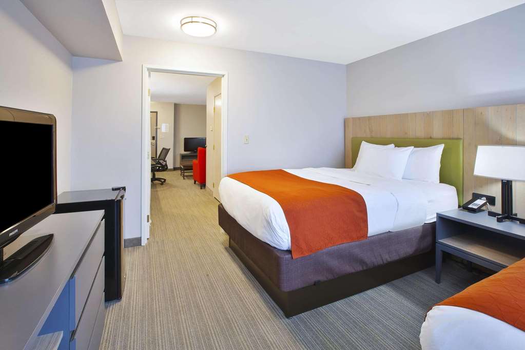 Country Inn & Suites by Radisson Big Rapids MI - photo 13