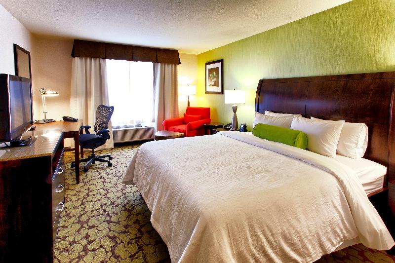 Hilton Garden Inn New York Staten Island — hotel in Staten Island