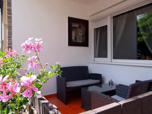 Villa La Vita — 4-Star Luxury Hotel in Heviz, Hungary