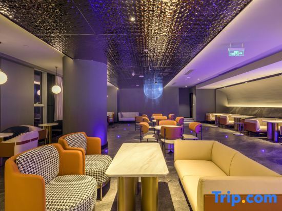 Theme Sky Hotel - carbon neutral hotel in Chengdu