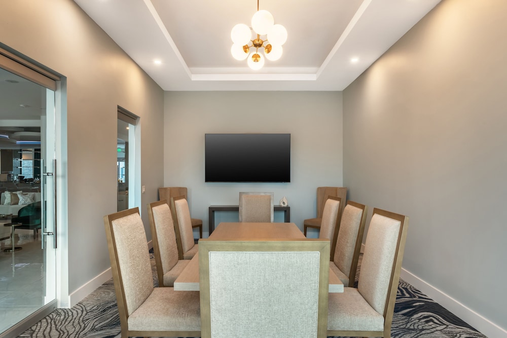 EVEN Hotel Waco University Area by IHG - photo 86