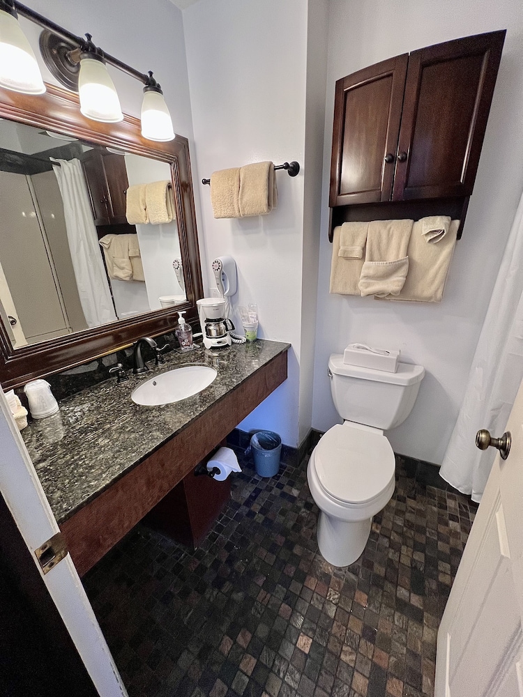The Homestead Inn - photo 99