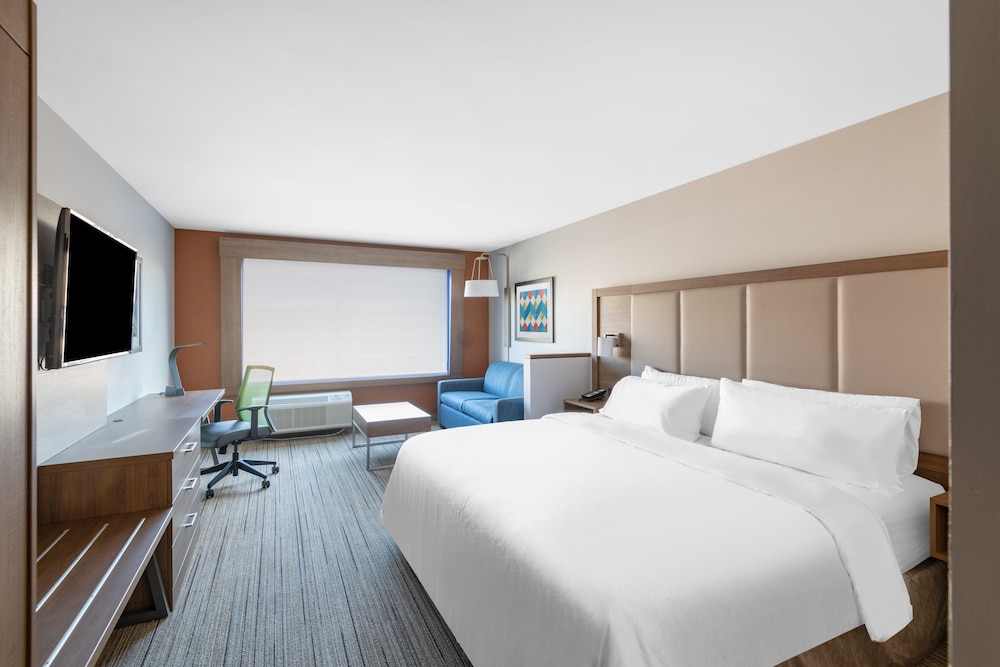 Holiday Inn Express & Suites Phoenix Airport North by IHG - photo 64