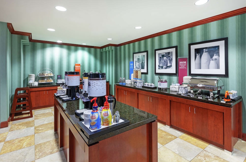 Hampton Inn & Suites El Paso West - photo 43