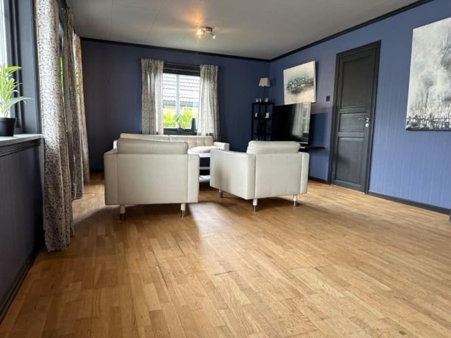 Villa Hagevegen 3 A Porsgrunn — 4-Star Luxury Hotel in Porsgrunn, Norway