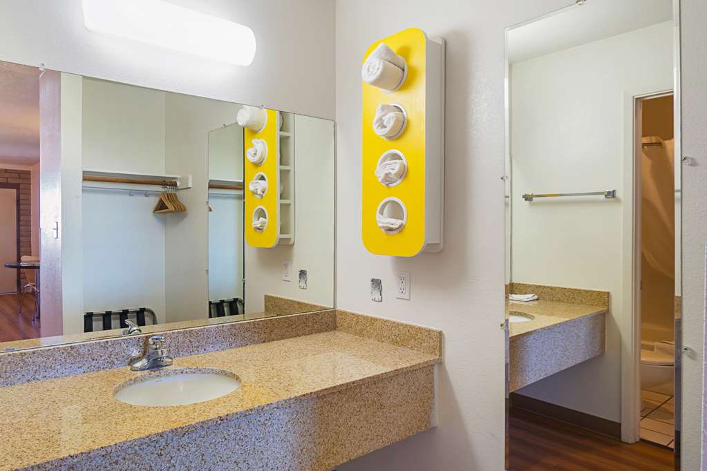 Motel 6 Safford AZ - photo 18