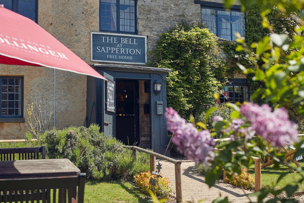 The Bell at Sapperton — 4-Star Luxury Hotel in Cirencester, United Kingdom