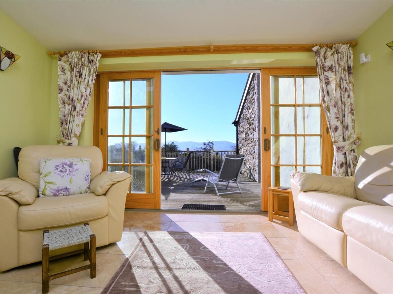 2 Bed in Eglwysbach 74147 in Colwyn Bay, United Kingdom