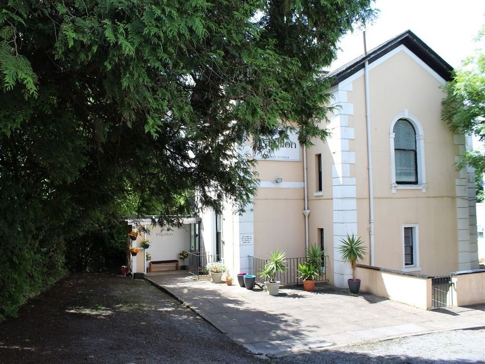 Le Papillon - carbon neutral hotel in Torquay