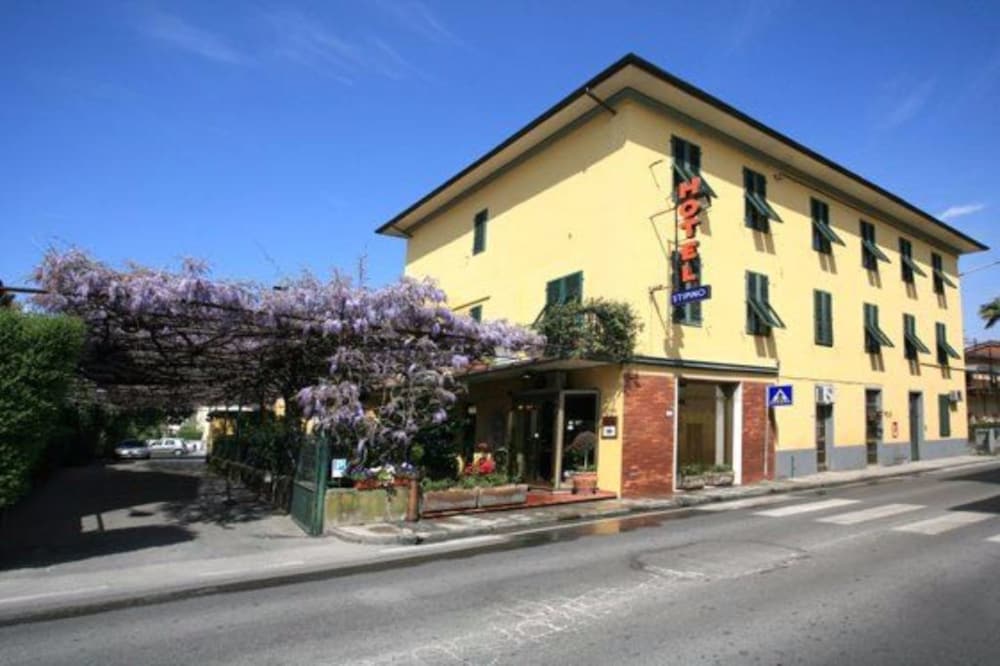 Hotel Stipino in Lucca, Italy