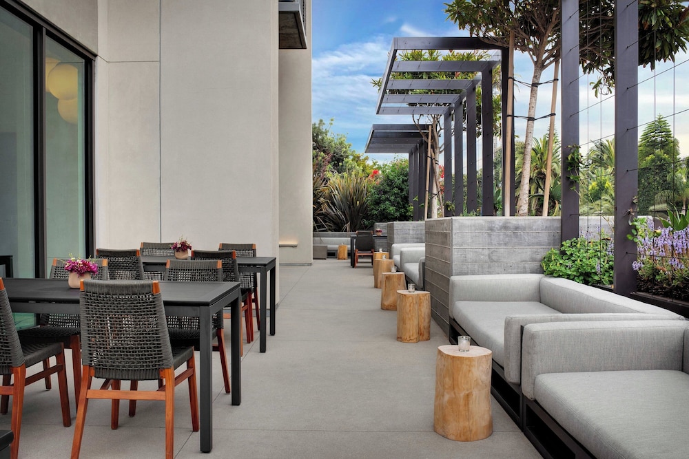 SpringHill Suites by Marriott Oceanside Beach - photo 49