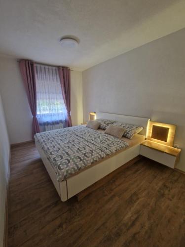 apartma sobe Lejla — 4-Star Luxury Hotel in Vipava, Slovenia
