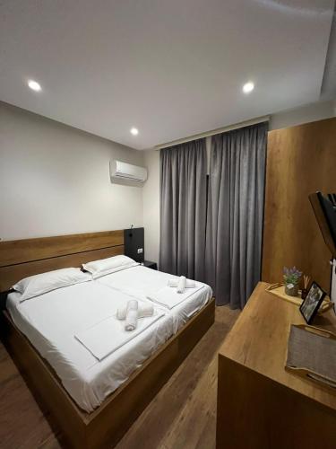 Urban Room 4 - last minute hotel in Tirana