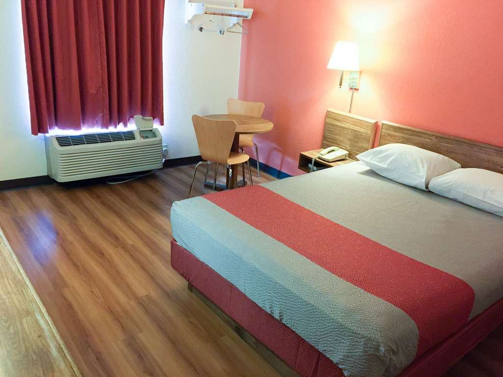 Motel 6 Arkadelphia AR - photo 4